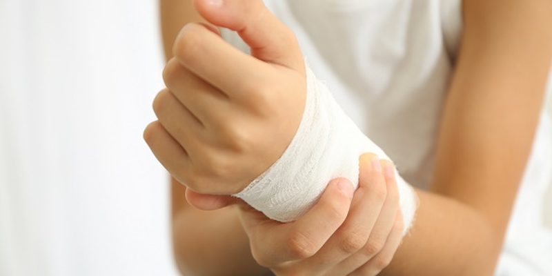 Ganglion (csuklón és kézen előforduló gömbszerű duzzanat) előfordulása és kezelése gyermekkorban